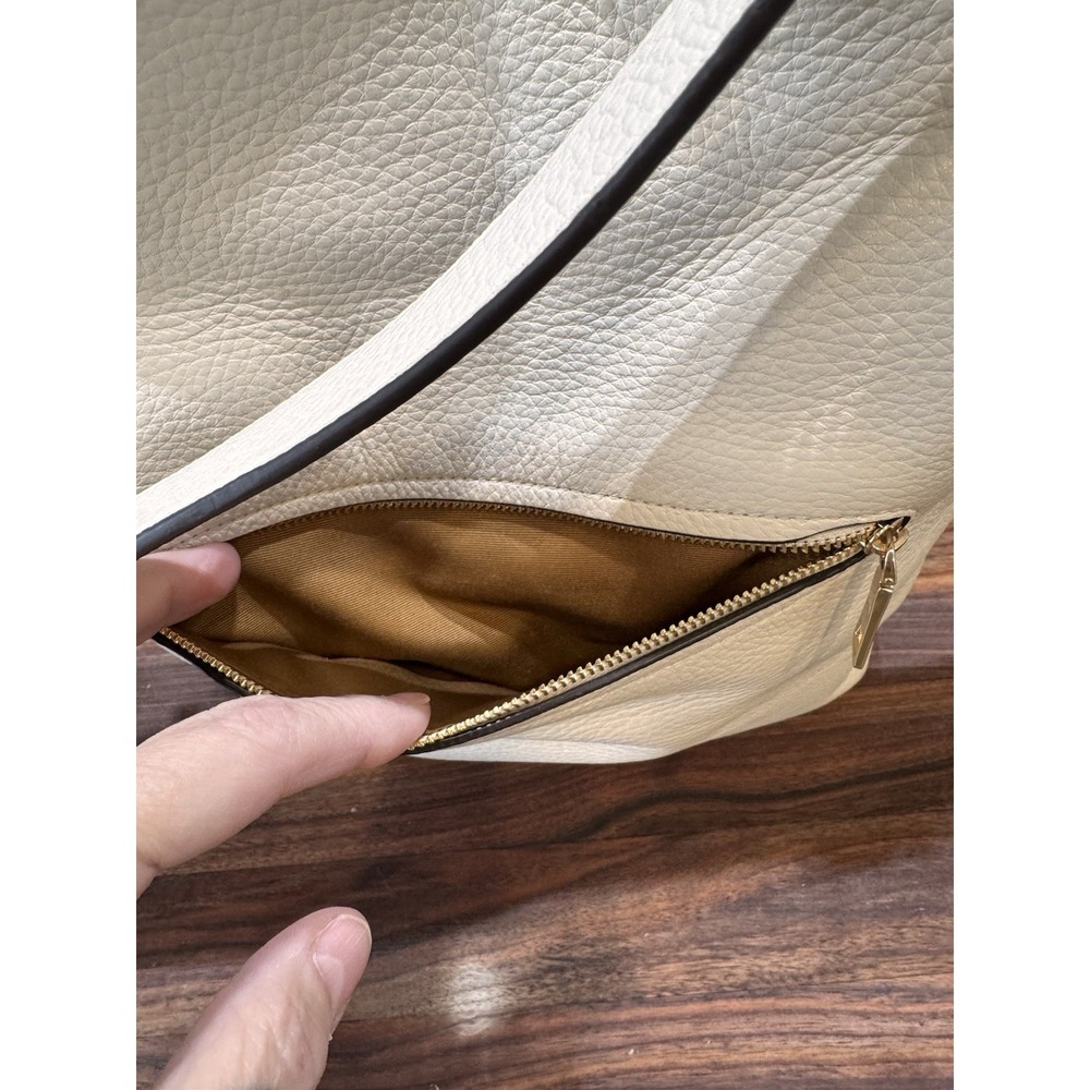 COACH C2818 Val‎ Duffle Pebble Leather Shoulder Bag Purse Chalk White Women's - Picture 7 of 16